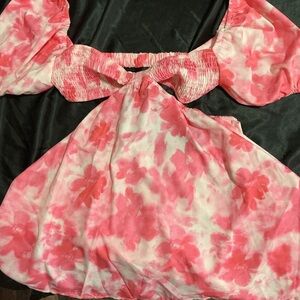 Floral Pink and White Puff Sleeve Top